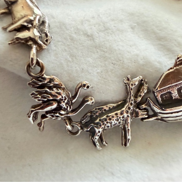 Sterling Silver Noah’s Ark Animal & Boat Bracelet - Picture 3 of 16